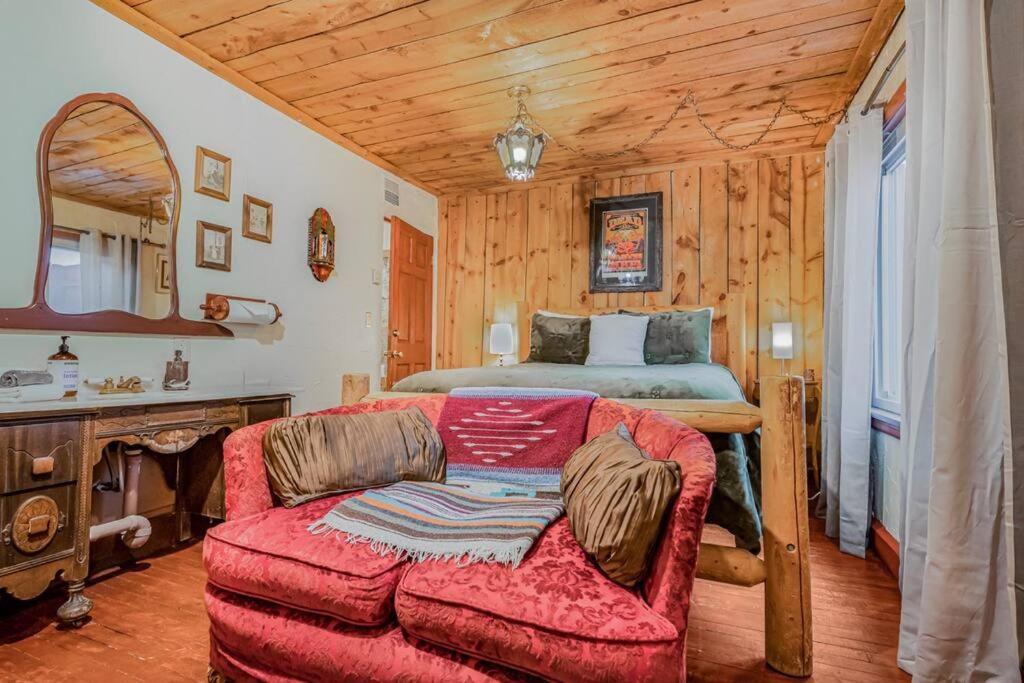Cliff House Lodge And Hot Tub Cottages Моррісон Екстер'єр фото
