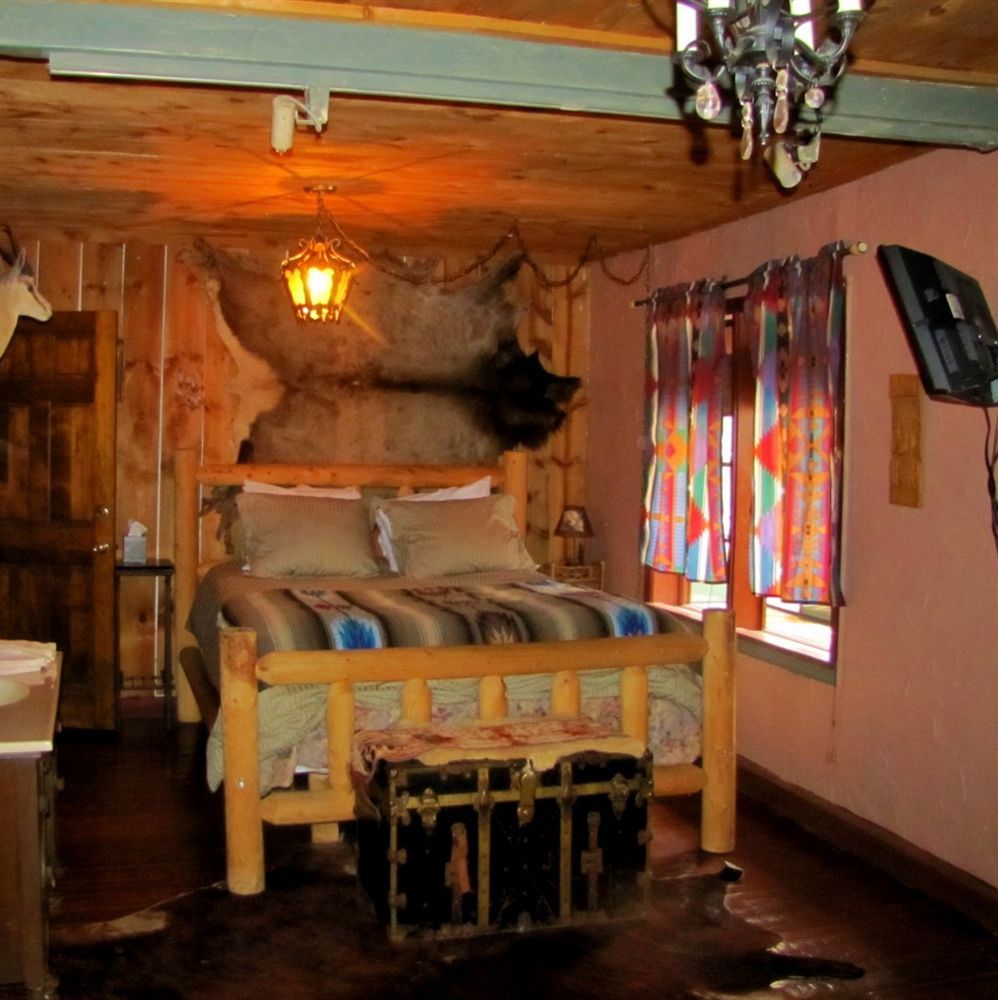 Cliff House Lodge And Hot Tub Cottages Моррісон Екстер'єр фото
